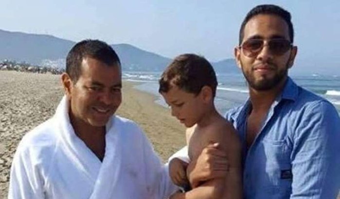 Foto: Prins Moulay Rachid geniet van dagje strand