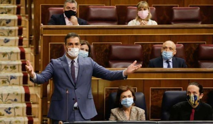 "Pedro Sánchez plooit voor Marokko en staat Sahara af"