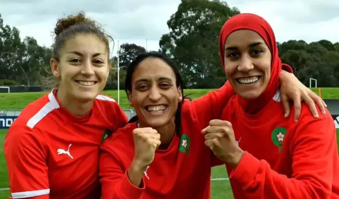 Voetbal vs hoofddoek: steun én kritiek voor Marokkaanse Nouhaila Benzina
