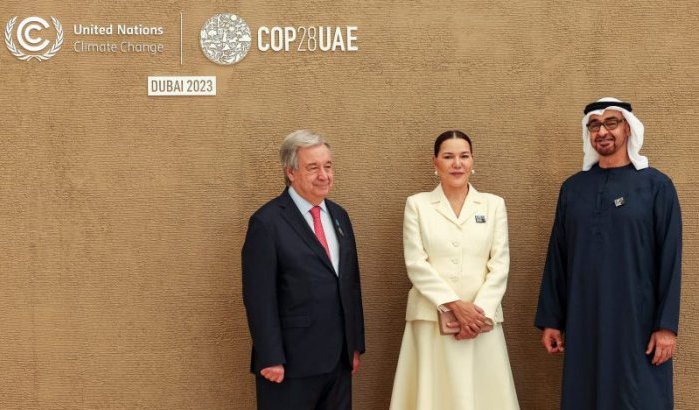 Prinses Lalla Hasnaa in Dubai (video)