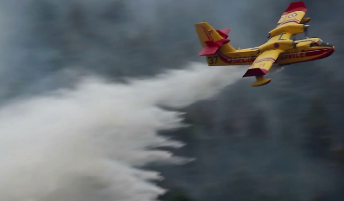 Marokkaanse blusvliegtuigen helpen Italië met bosbranden