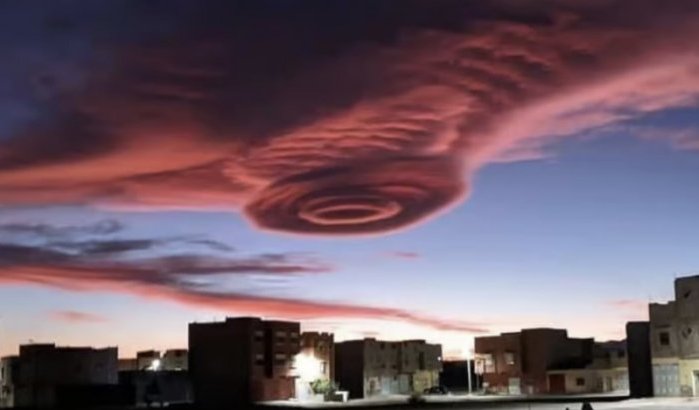 Onrust om "mysterieuze" wolk in vorm van vliegende schotel in Marokko