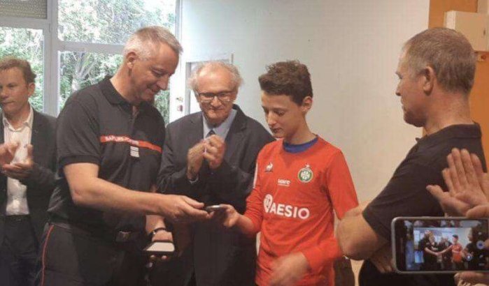 Jonge Marwan riskeert leven om peuter van verdrinkingsdood te redden in Frankrijk