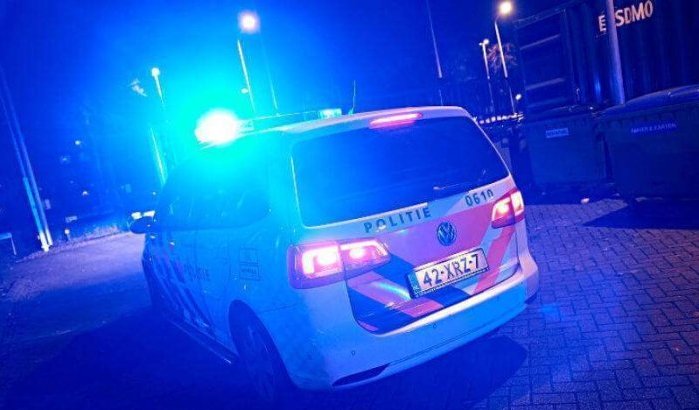Nederland: onbekenden gooien vuurwerk in huis alleenstaande Marokkaanse vrouw
