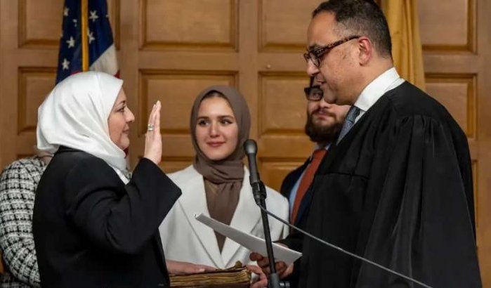 Nadia Kahf, eerste rechter met hijab in New Jersey