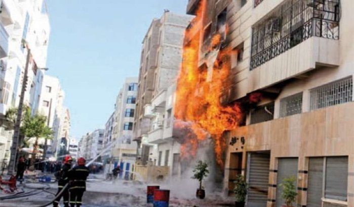 Man steekt huis met dochters in brand in Casablanca