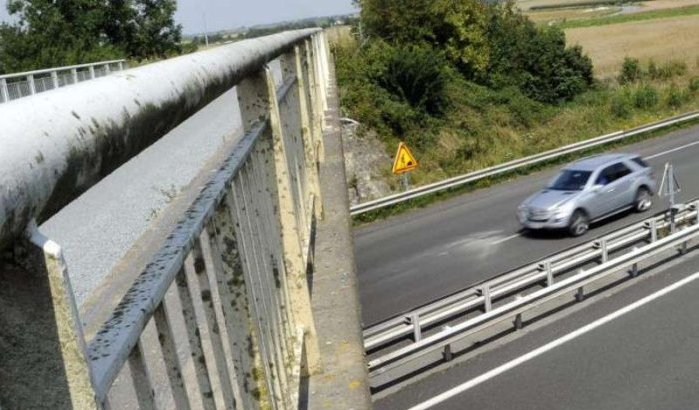 Zes maanden celstraf voor steengooi-incident op snelweg Marokko