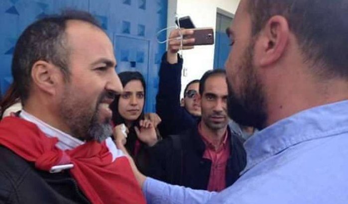Moeder vertrouweling Zefzafi smeekt om vrijlating zoon (video)