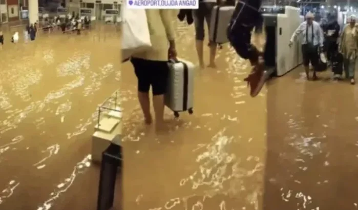 Luchthaven Oujda Angads onder water
