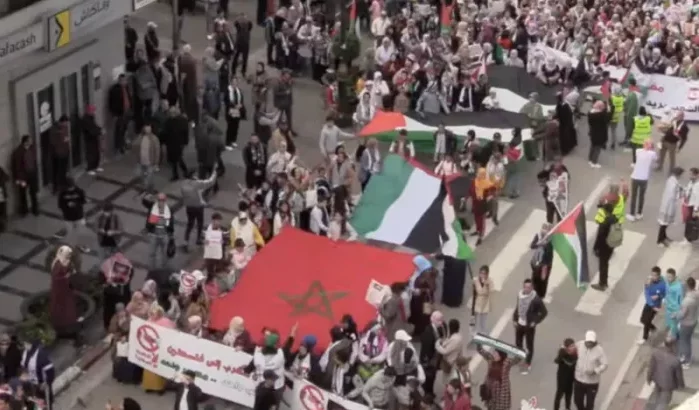 Massale protesten in Marokko in solidariteit met Palestina (video)