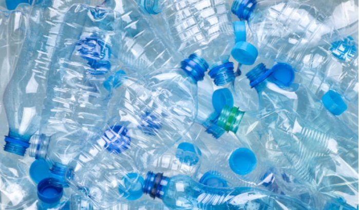 Groene Ramadan: Haagse moskee bant plastic flesjes