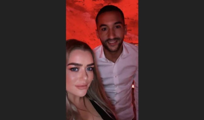 Hakim Ziyech met Brits topmodel op de foto