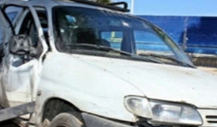 Bus botst tegen tiental auto's in Fez, één dode 