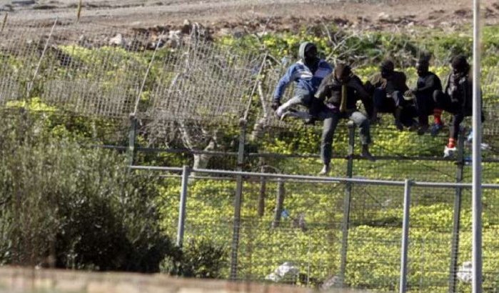 Spanje steekt 2 miljoen in hekken rond Sebta en Melilla