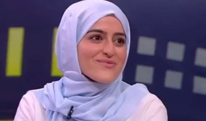 Politievrouw in Rotterdam mag hoofddoek dragen