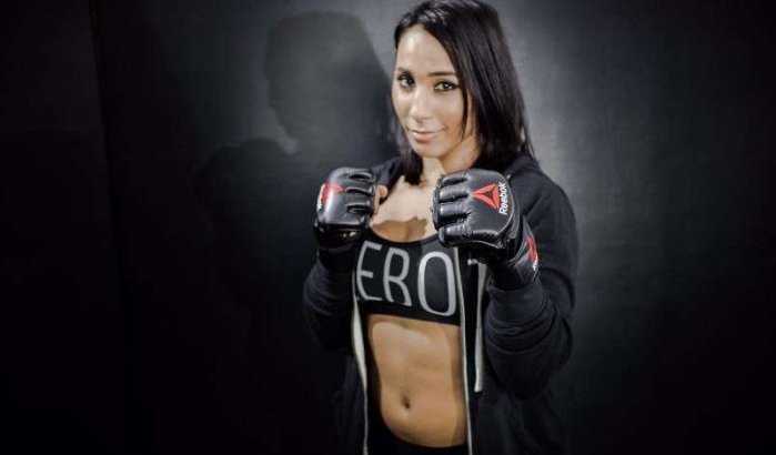 Marokkaanse Rizlen Zouak slaat tegenstandster knockout in 27 seconden (video)