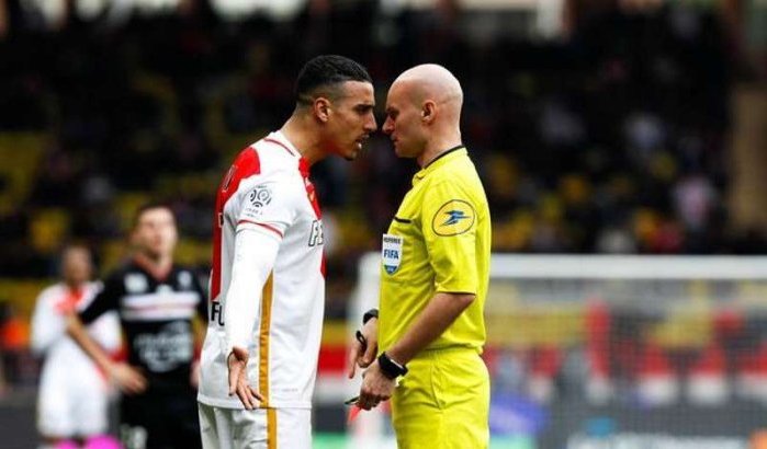 Marokkaanse international Nabil Dirar acht wedstrijden geschorst