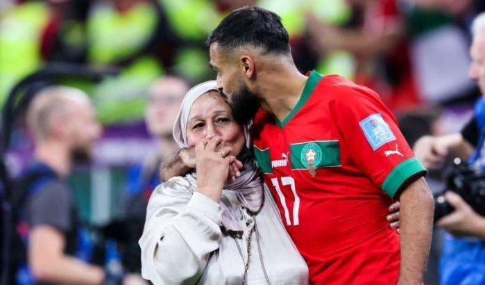 Koning Mohammed VI verwelkomt spelers en hun moeders 