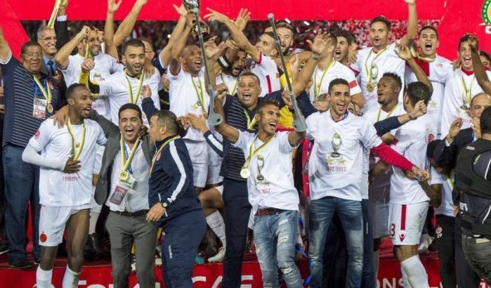 Voetbalfan bezwijkt aan hartaanval na doelpunt Wydad