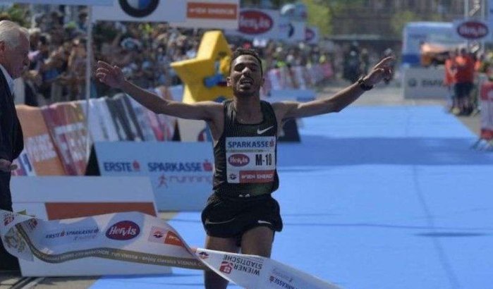 Marokkaan Salaheddine Bounasser wint marathon Wenen