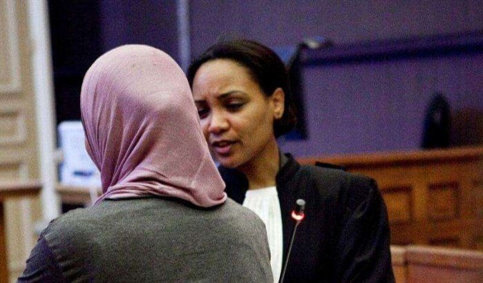 VN uit kritiek op ontslag vrouw wegens hoofddoek in Frankrijk