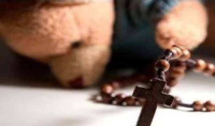 Kleine Marokkaan verkracht door priester in Italië 
