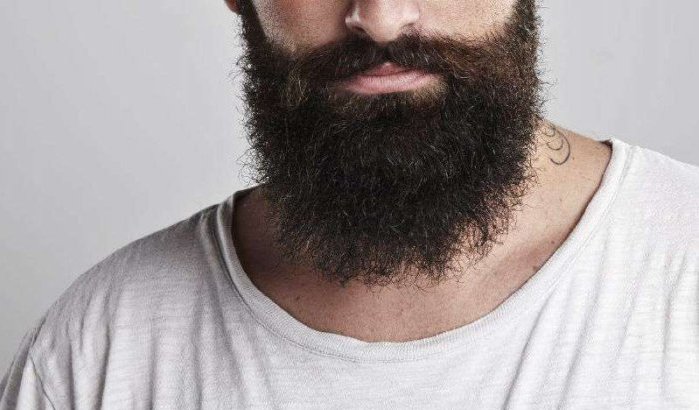 Arts ontslagen vanwege te lange baard