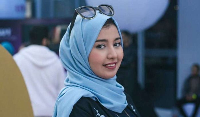 Nisrine voor Marokko naar "Miss Arab Veil" (video)
