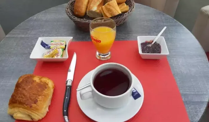 Cafés en restaurants in Rabat staken tegen nieuwe belastingen