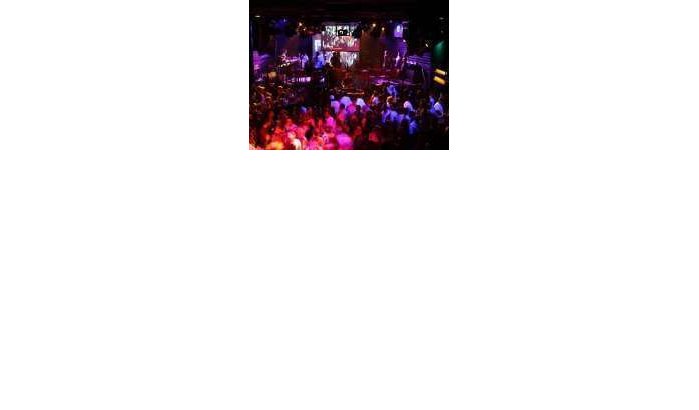 Agent gestraft voor show in nachtclub Tetouan
