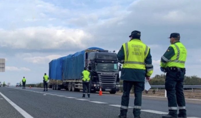 20 uur aan een stuk rijden in Spanje: fikse boete voor Marokkaanse trucker