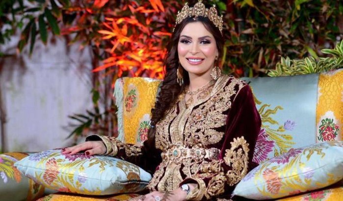 Safaa Hbirkou viert baby shower met henna-ceremonie
