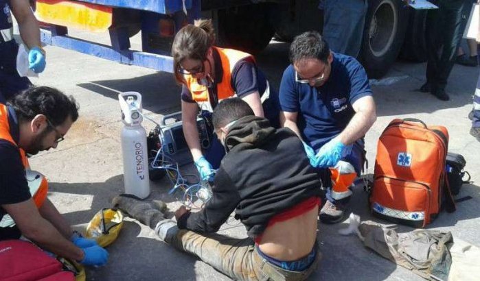 Migranten uit Nador onder achterbank auto ontdekt in Almeria