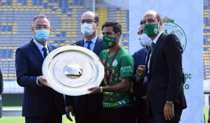 Marokko: fikse boete voor coach die met coronavirus veld betrad