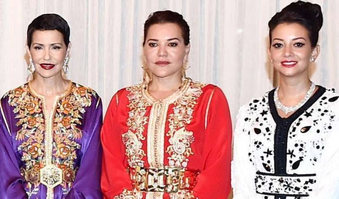 Foto's: Marokkaanse prinsessen met prachtige kaftans op officieel diner