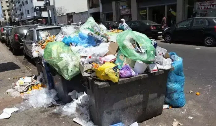 Tetouan bedolven onder afval