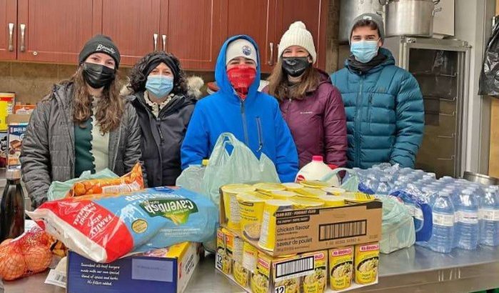 Joden en moslims helpen samen daklozen in extreme kou in Canada