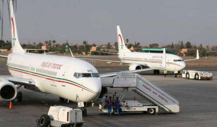 Royal Air Maroc ontkent dat bemanning passagiers aan lot overlieten