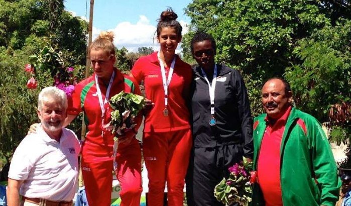 Marokkaanse kajakster Hind Jamali plaatst zich voor Olympische Spelen
