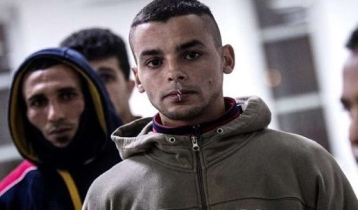 Dertien Marokkaanse migranten naaien lippen dicht in Italië