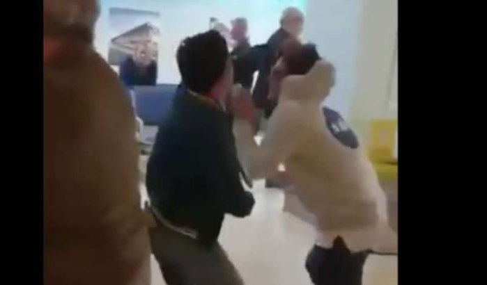 Jamel Debbouze en Kev Adams vechten op luchthaven (vidéo)