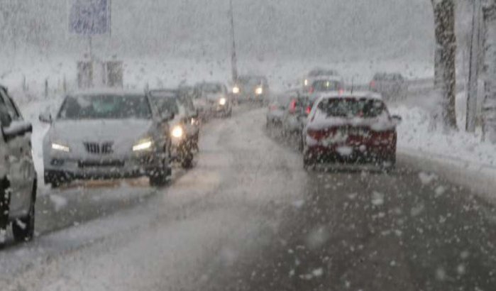 Marokko: veertigtal wegen gesloten door sneeuw