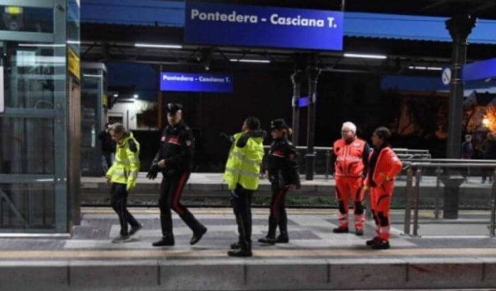 Italië: zwangere Marokkaanse belandt onder trein