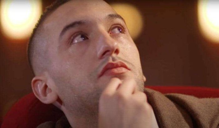 Ziyech in tranen na berichtje moeder (video)