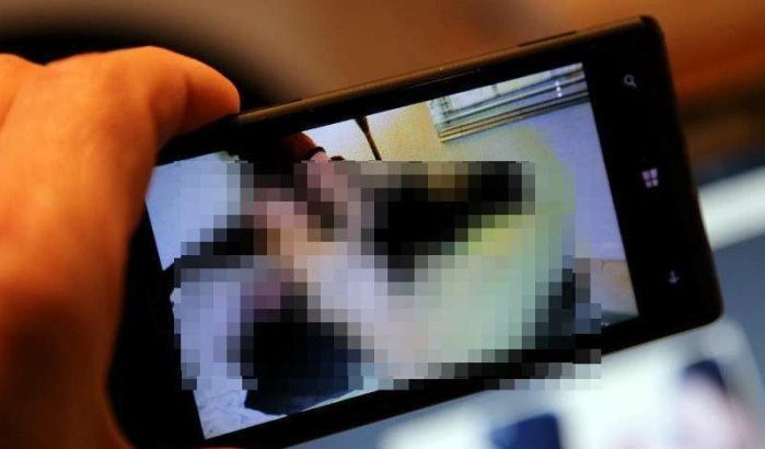 Gemeenteraadsleden Tanger betrapt met pornofoto's