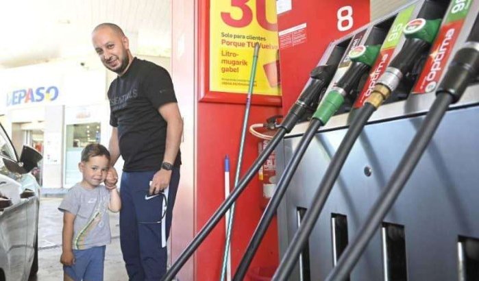 Wereld-Marokkanen tanken massaal bij benzinestation van Oiartzun