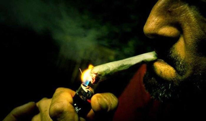 Tiener in Marokko verbrandt zichzelf omdat zijn moeder geen drugs wil kopen