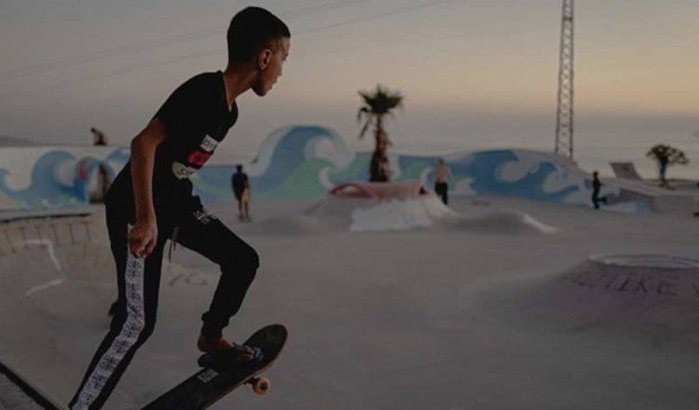 Nuka zet skatepark in Marokko op om kansarme jongeren te helpen