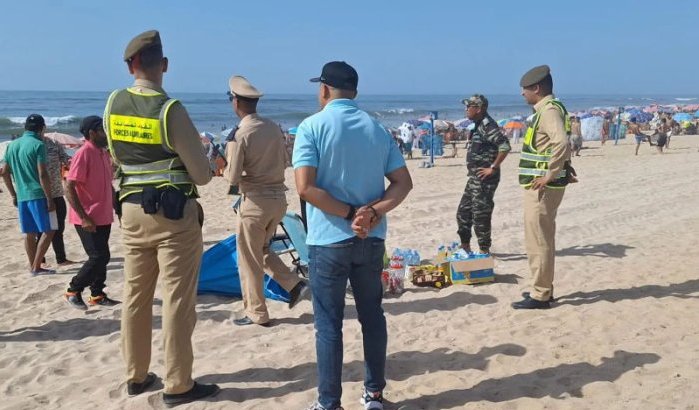 Zomerse rust verstoord: arrestaties op strand Arekmane 