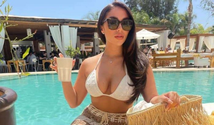 Britse tv-ster Chloe Brockett op vakantie in Marrakech